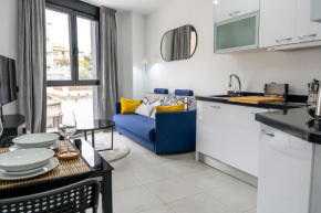 Modern Wave Escape apartment with private parking and rooftop pool BY NAMASTE ELITE